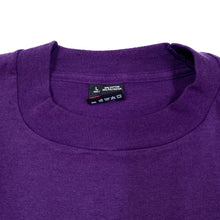 Load image into Gallery viewer, MYRTLE BEACH (1994) “South Carolina” Dolphin Souvenir Graphic Single Stitch T-Shirt