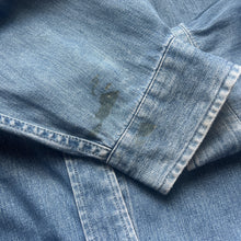 Load image into Gallery viewer, Vintage Eddie Bauer Classic Long Sleeve Button-Up Blue Denim Cotton Shirt
