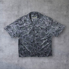 Load image into Gallery viewer, Early 00's Angelo Litrico C&amp;A Goth Y2K Dragon Patterned Grey Short Sleeve Shirt

