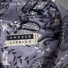 Load image into Gallery viewer, Early 00's Angelo Litrico C&amp;A Goth Y2K Dragon Patterned Grey Short Sleeve Shirt
