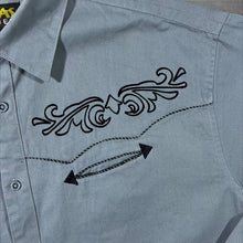 Load image into Gallery viewer, Early 00's Atlas For Men "Western" Cowboy Grey Cotton Long Sleeve Shirt
