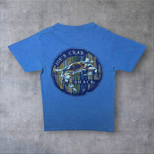 Load image into Gallery viewer, Joe's Crab Shack "Fairfax, VA" USA Tourist Spellout Graphic Blue T-Shirt
