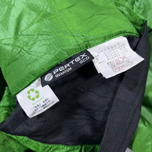 Load image into Gallery viewer, The North Face TNF Pertex Quantum Eco Lightweight Green Jacket
