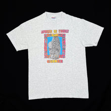 Load image into Gallery viewer, GUINEE &quot;Afrique De L&#39;Equest&quot; Souvenir Graphic T-Shirt
