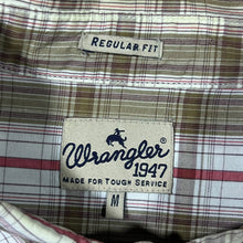 Load image into Gallery viewer, Wrangler "Regular Fit" Cowboy Western Plaid Check Long Sleeve Button-Down Shirt
