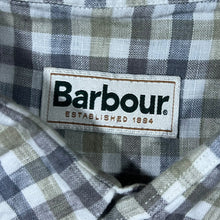 Load image into Gallery viewer, Barbour Country Plaid Check 100% Linen Short Sleeve Shirt
