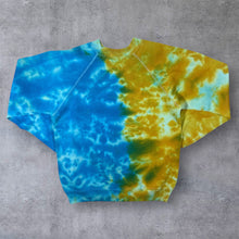 Load image into Gallery viewer, Vintage 90’s Hanes Butterfly Graphic Tie Dye Crewneck Sweatshirt
