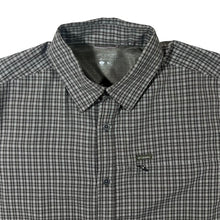 Load image into Gallery viewer, Columbia Sportswear Grey White Check Utility Outdoor Short Sleeve Shirt
