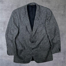 Load image into Gallery viewer, Vintage Brooks Brothers Made In Scotland Grey Herringbone Tweed Style Sports Coat Blazer
