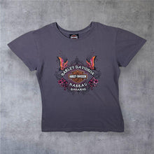Load image into Gallery viewer, Harley Davidson “Nassau, Bahamas” Biker Butterfly Souvenir Graphic Grey T-Shirt
