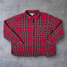 Load image into Gallery viewer, Old Navy "The Classic Shirt" Red Plaid Check Long Sleeve Flannel Cotton Shirt
