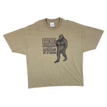 Load image into Gallery viewer, Early 00&#39;s Bigfoot Stepped On Me At Mt. St. Helens Souvenir Graphic Brown T-Shirt
