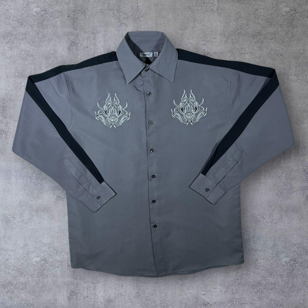 Early 00's Identic Gothic Tribal Y2K Embroidered Grey Long Sleeve Shirt