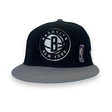 Load image into Gallery viewer, New Era NBA BROOKLYN NETS Embroidered Basketball Logo Snap Back Baseball Cap
