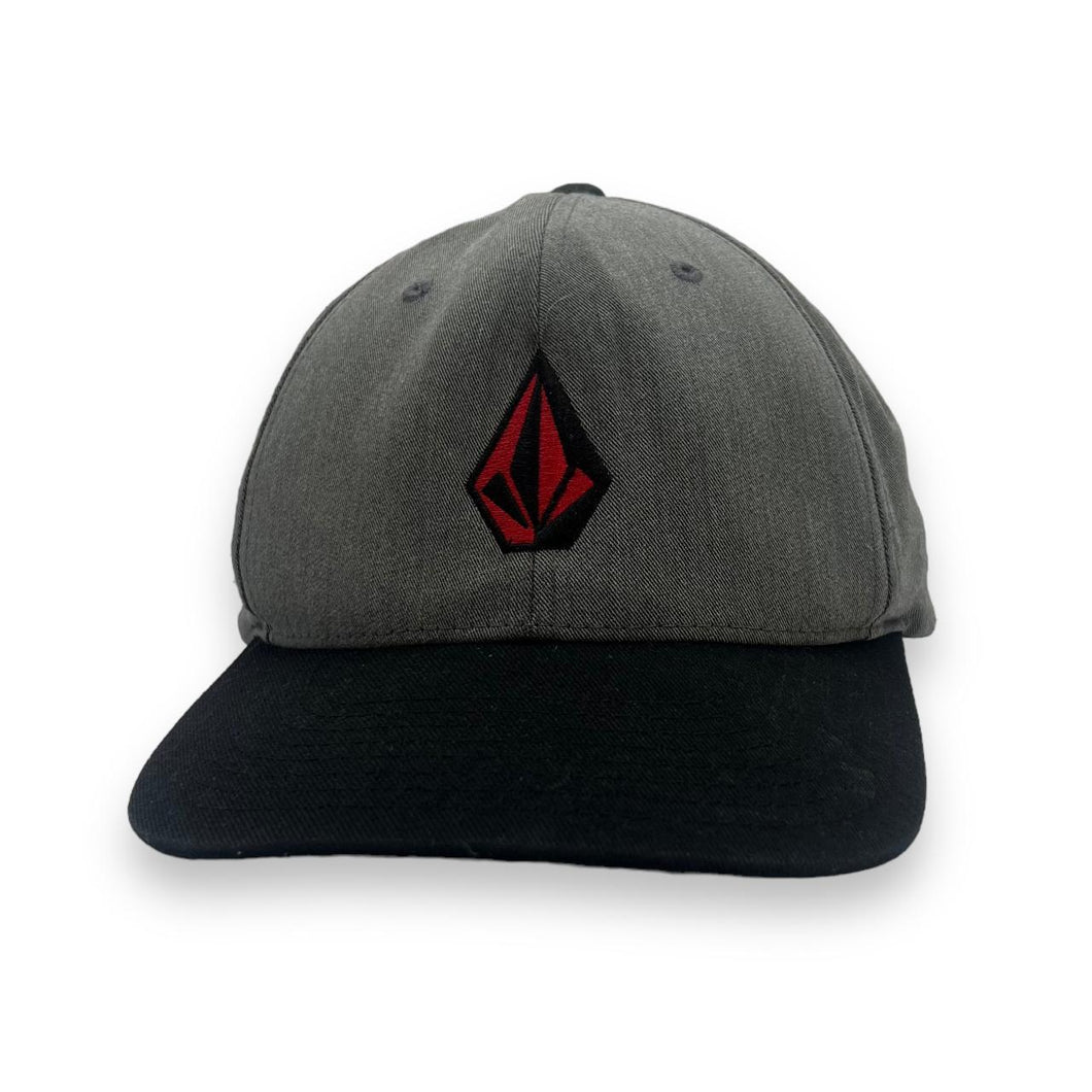 VOLCOM Classic Embroidered Skater Logo Flexfit Fitted Baseball Cap