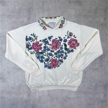 Load image into Gallery viewer, Vintage 90’s Blair Floral Flower Nature Graphic Cream Collared Sweatshirt
