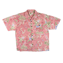 Load image into Gallery viewer, Vintage JOE MARLIN Hawaiian Floral Patterned Cotton Rayon Short Sleeve Shirt
