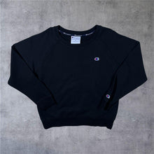 Load image into Gallery viewer, Champion Classic Embroidered Mini Logo Black Crewneck Sweatshirt
