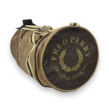 Load image into Gallery viewer, Vintage FRED PERRY Classic Laurel Logo Spellout Graphic Weekend Holdall Duffle Carry Bag

