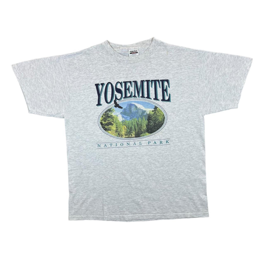 Vintage 90's Tultex YOSEMITE NATIONAL PARK Souvenir Spellout Graphic T-Shirt