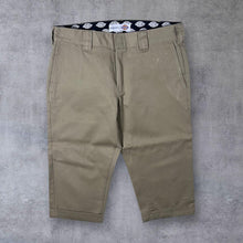 Load image into Gallery viewer, Dickies Classic Beige Skater Cotton Blend Chino 3/4 Length Shorts
