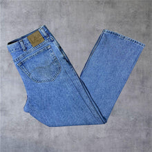 Load image into Gallery viewer, Early 00's Lee Jeans Classic Straight Leg Regular Fit Distressed Blue Denim Jeans
