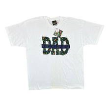 Load image into Gallery viewer, Vintage WORLD'S GREATEST DAD (1996) Novelty Graphic Single Stitch T-Shirt
