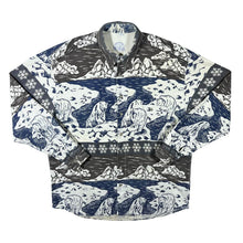 Load image into Gallery viewer, Vintage McNeal Animal Nature Wildlife Patterned Long Sleeve Shirt
