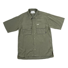 Load image into Gallery viewer, Vintage COLUMBIA SPORTSWEAR Subtle Khaki Check Short Sleeve Shirt
