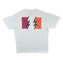 Load image into Gallery viewer, THE HUNDREDS Skater Streetwear Logo Graphic White Short Sleeve T-Shirt
