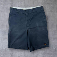 Load image into Gallery viewer, Dickies "Loose Fit" Skater Workwear Dark Grey Chino Shorts
