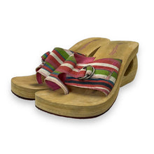 Load image into Gallery viewer, SKECHERS “Somethin’ Else” Y2K Striped Platform Sandals
