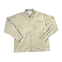 Load image into Gallery viewer, Vintage COLUMBIA SPORTSWEAR &quot;PFG&quot; Beige Cream Fishing Gear Outdoor Long Sleeve Shirt
