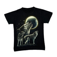Load image into Gallery viewer, Early 00&#39;s Wolf Animal Nature Wildlife Full Moon Graphic T-Shirt
