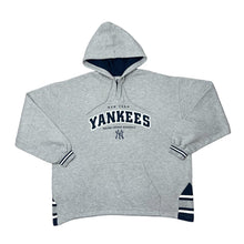 Load image into Gallery viewer, Vintage Lee Sports MLB NEW YORK YANKEES Embroidered Baseball Logo Spellout Pullover Hoodie

