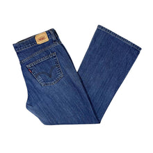 Load image into Gallery viewer, LEVI&#39;S 515 &quot;Bootcut&quot; Classic Blue Denim Jeans
