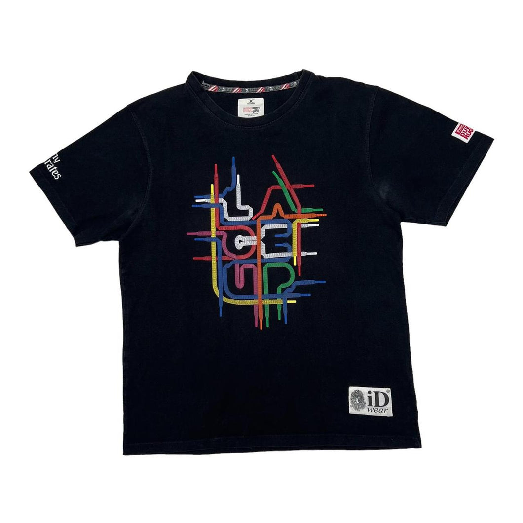 Gilbert EMIRATES DUBAI RUGBY 7’S “Lace Up” Spellout Graphic T-Shirt