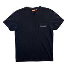 Load image into Gallery viewer, NAPAPIJRI Classic Pocket Logo Spellout Graphic Black Short Sleeve T-Shirt
