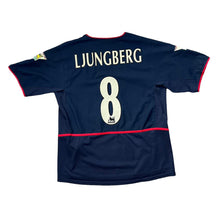 Load image into Gallery viewer, Vintage Nike ARSENAL FC &quot;Ljungberg 8&quot; Gunners 2002/03 Away Football Shirt Jersey Top
