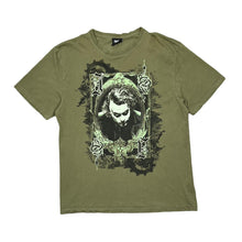 Load image into Gallery viewer, BATMAN &quot;The Dark Knight Rises&quot; DC Comics Joker Villain Playing Card Movie Graphic T-Shirt
