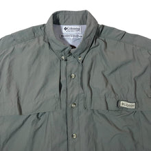 Load image into Gallery viewer, Vintage Columbia Sportswear Khaki Hiking Utility Short Sleeve Nylon Button-Up Shirt

