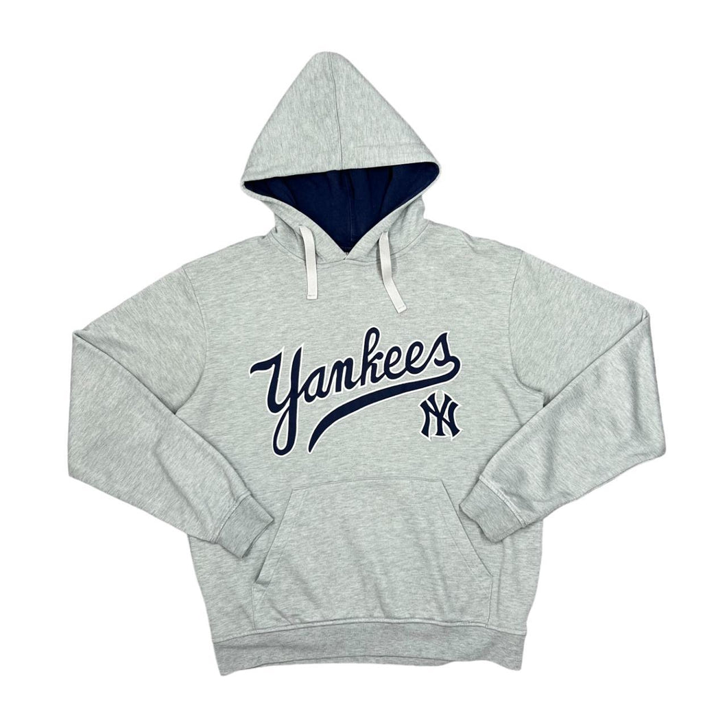 Majestic MLB NEW YORK YANKEES Embroidered Big Baseball Logo Spellout Pullover Hoodie