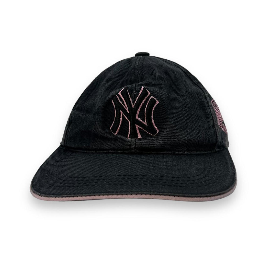 Early 00's MLB NEW YORK YANKEES Embroidered Baseball Logo Baseball Cap