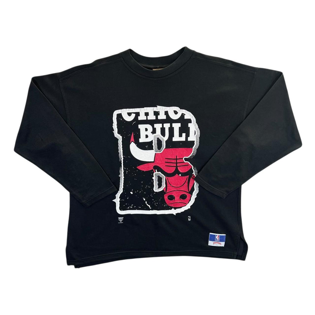 Vintage Nutmeg Mills NBA Chicago Bulls Basketball Graphic Lightweight Sweatshirt