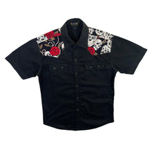 Load image into Gallery viewer, La Rocka! Biker Rockabilly Gothic Skull Rose Patterned Popper Short Sleeve Black Shirt
