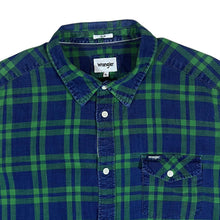 Load image into Gallery viewer, WRANGLER &quot;Slim Fit&quot; Navy Green Tartan Plaid Check Long Sleeve Cotton Shirt
