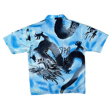 Load image into Gallery viewer, Early 00&#39;s Guo Lhi Ting Gothic Y2K Dragon Graphic Blue Mix Short Sleeve Shirt
