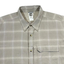 Load image into Gallery viewer, THE NORTH FACE TNF Classic Plaid Check Short Sleeve Grey Pocket Shirt
