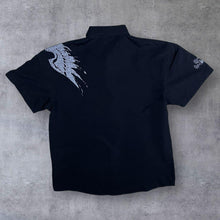 Load image into Gallery viewer, Early 00's Identic "Young Ambition" Y2K Graphic Black Short Sleeve Shirt
