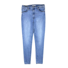 Load image into Gallery viewer, LEVI&#39;S &quot;Mile High Super Skinny&quot; Stretch Blue Denim Jeans
